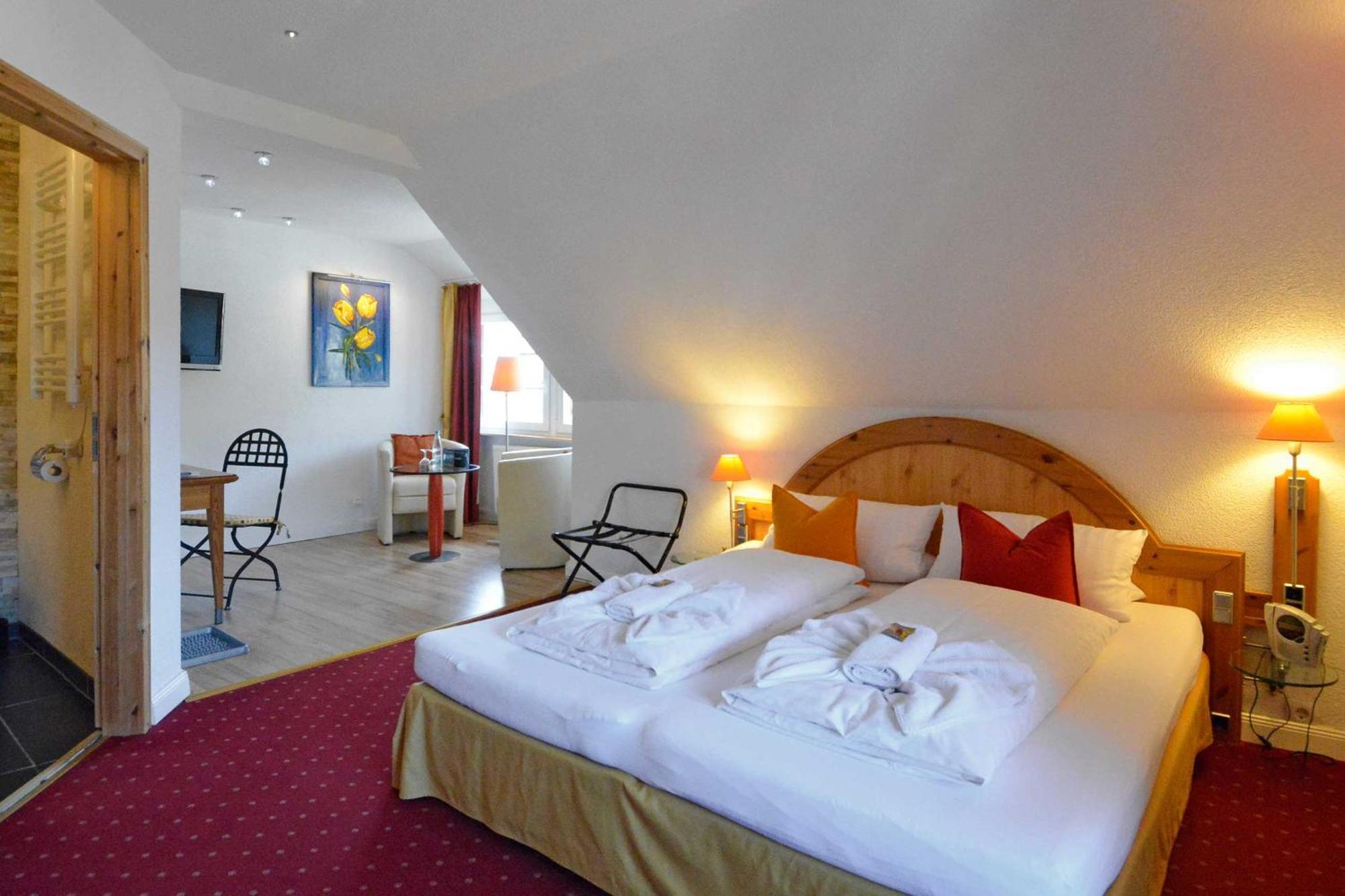 Hotel Hirschen Menzenschwand-Hinterdorf Buitenkant foto